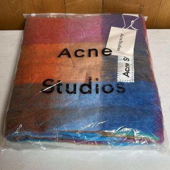 Acne studios scarf - Picture 2 of 3
